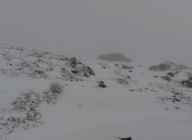 Mayıs Ayında Nemrut’ta Kar Sürprizi