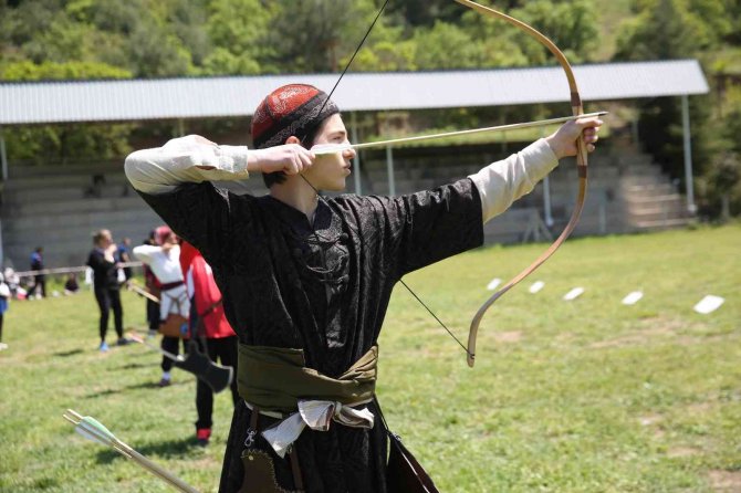 Çocukların Okçuluk Sporuna İlgisi Artıyor
