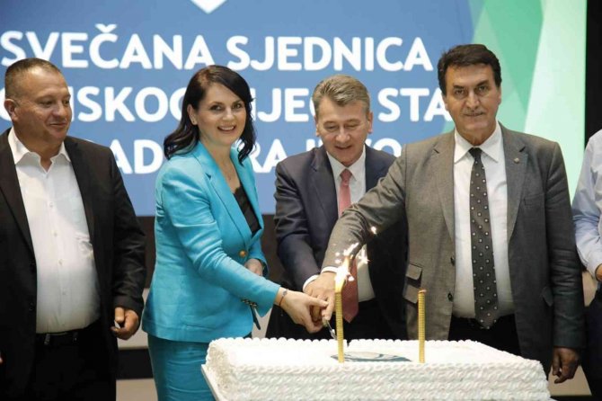 Bosnalı Kardeşten Dündar’a Teşekkür