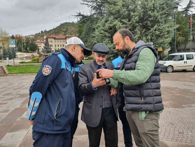 ’Bankaya Operasyon Yapacağız’ Diyerek 7 Bin Dolarını Dolandırmak İstediler, Ekipler Kurtardı
