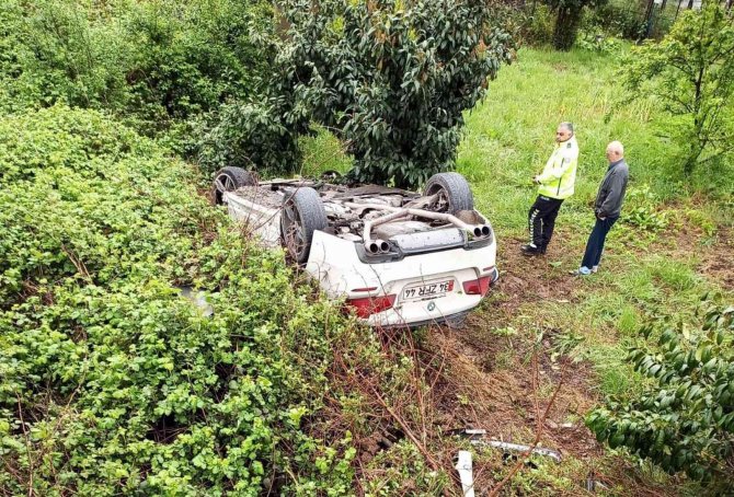 Nişana Giden Damat Adayını Emniyet Kemeri Kurtardı