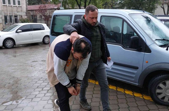 Samsun’da Uyuşturucu Operasyonu: 3 Gözaltı