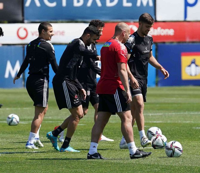 Beşiktaş’ta Derbi Hazırlıkları Sürdü