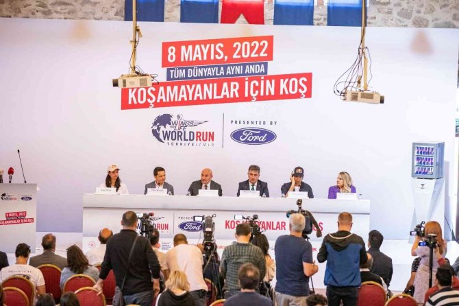 İ̇zmir Koşamayanlar İçin Koşacak