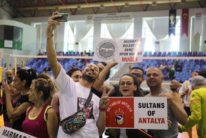 Veteran Voleybolcular Marmaris’te
