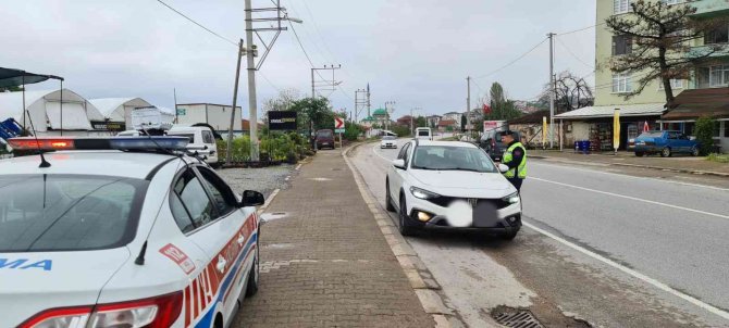 Çınarcık’ta Jandarmadan Trafik Denetimleri