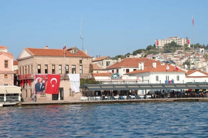 Ayvalık Belediyesi’nden İ̇şkur Hizmet Noktası