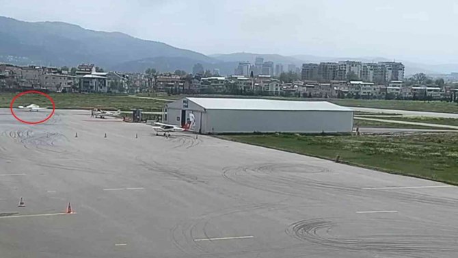 Ölüme Böyle Gitmişler...düşen Uçağın Pilotlarının Havalimanındaki Son Görüntüleri Ortaya Çıktı