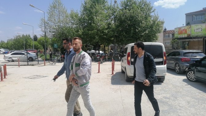 Bursa’da 2 Kişiyi Yaralayan Şüpheli Tutuklandı