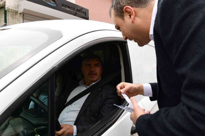 Çatak’ta “Yayalar İ̇çin 5 Adımda Güvenli Trafik” Uygulaması Yapıldı