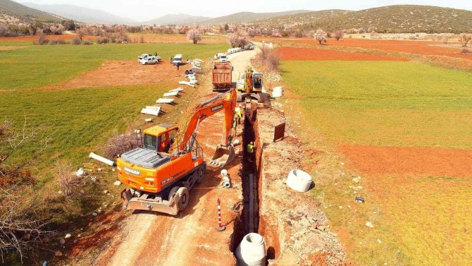 Büyükşehir Deski̇’den Tavas Çağırgan’da Altyapı Atağı