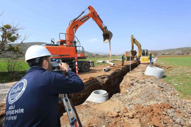 Büyükşehir Deski̇’den Tavas Çağırgan’da Altyapı Atağı