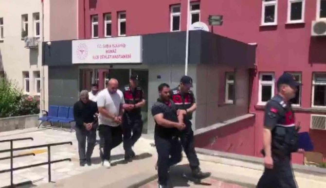Düğün Magandaları Sosyal Medyadan Canlı Yayın Yaptıklarına Pişman Oldu