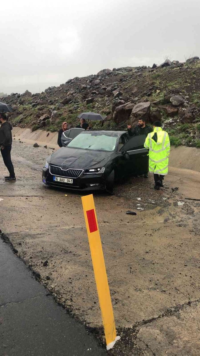 Elazığ’da Trafik Kazası: 4 Yaralı