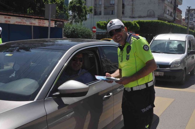 Trafik Haftası’nda Emniyet Kemeri Uyarısı