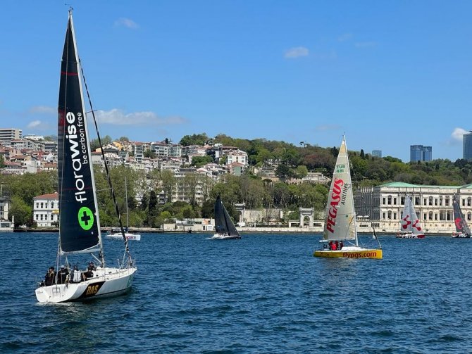 Yılın İlk Boğaz Yarışı 50 Yelkenliyle Start Aldı