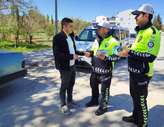 Hisarcık’ta "Yayalar İ̇çin 5 Adımda Güvenli Trafik" Uygulaması