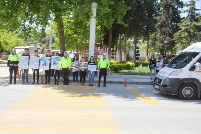 Sarıgöl’de ’Karayolları Trafik Haftası’ Etkinliği