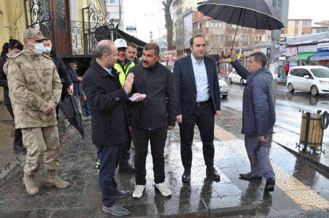 Kars’ta ’Yayalar İçin 5 Adımda Güvenli Trafik’ Projesi Tanıtıldı