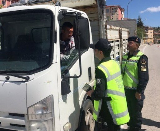 Kaymakam Çiçek: “Trafikte Öncelik Yayanındır”