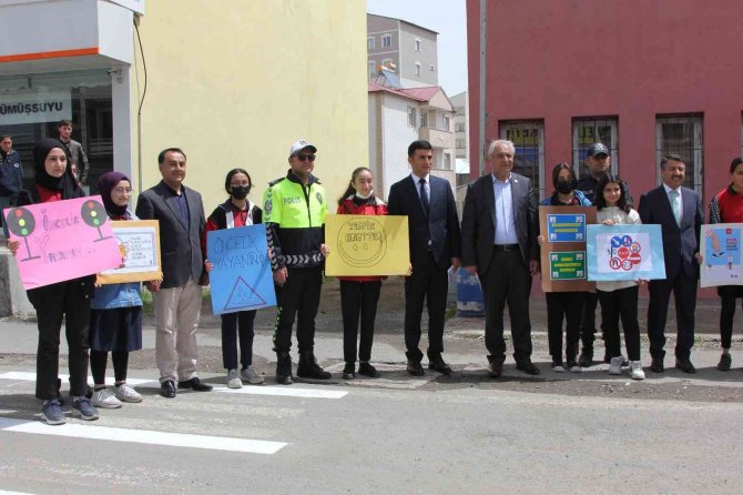 Eleşkirt’te Trafik Haftası Etkinlikleri