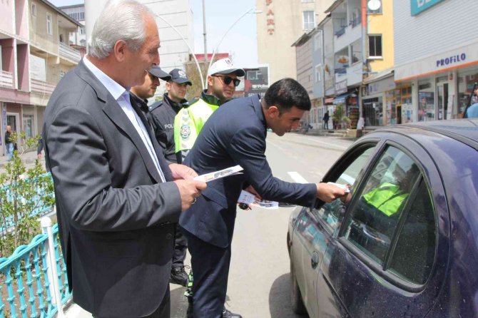 Eleşkirt’te Trafik Haftası Etkinlikleri