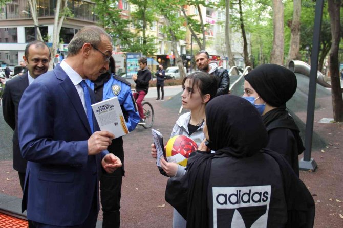 Vali Yavuz: “Kocaeli Trafik Denetimlerinde Türkiye’de İlk Sırada Yer Almaktadır”