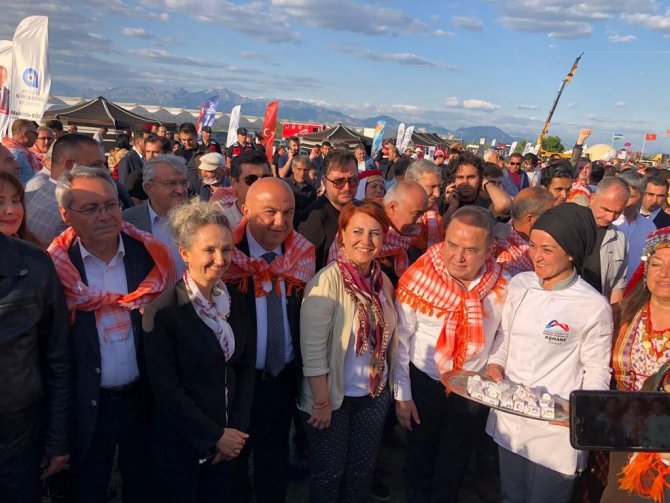 Mersin, Antalya Yörük Türkmen Festivali’nde Tanıtılıyor