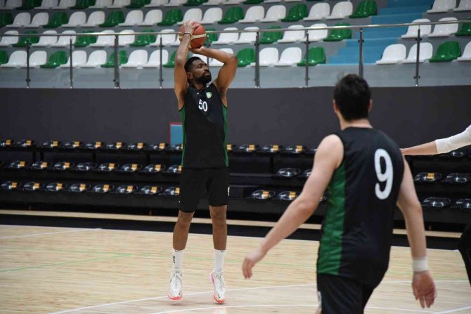 Şampiyon Manisa, Konya Maçına Hazırlanıyor