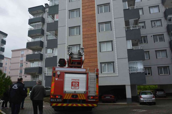 Evinde Uyuya Kalan Yaşlı Kadın İçin Ekipler Seferber Oldu
