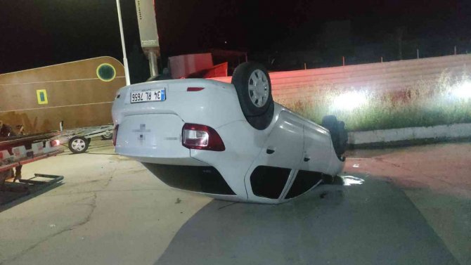 Takla Atan Otomobilden Yaralı Kurtuldu