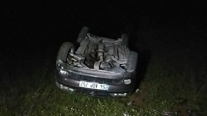 Kontrolden Çıkan Otomobil Uçuruma Metreler Kala Durdu