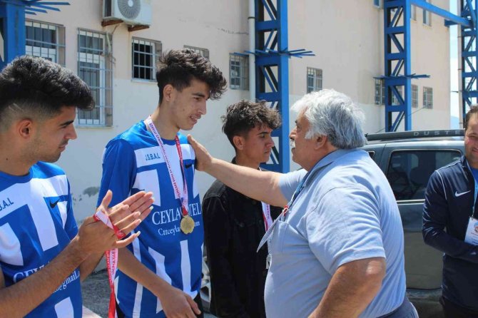 Samandağ Belediyesi Spor Kulübü Sporcuları 7 Madalya Kazandı