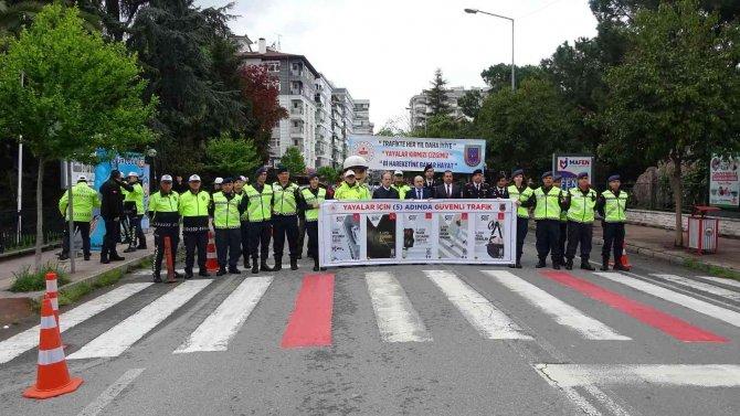 Samsun’da ’Yayalar İ̇çin 5 Adımda Güvenli Trafik’ Uygulaması