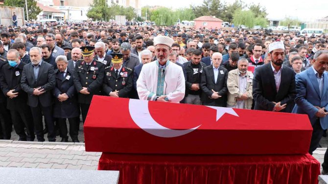 Şehit Uzman Çavuş Dündar, Yozgat’ta Son Yolculuğuna Uğurlandı