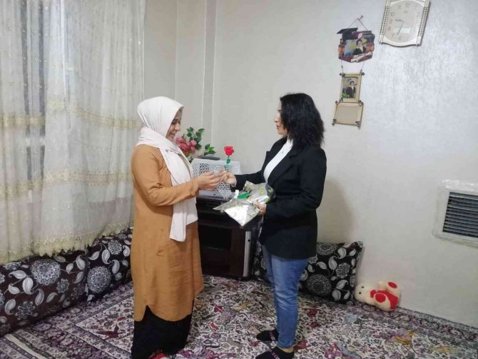 Silopi’de Anneler Gününde Şehit Anneleri Unutulmadı