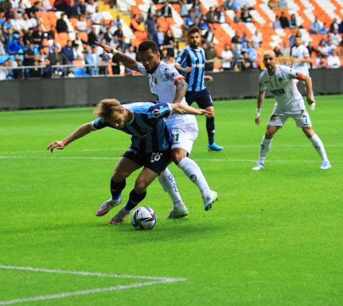 Spor Toto Süper Lig: Adana Demirspor: 0 - Alanyaspor: 1 (Maç Devam Ediyor)