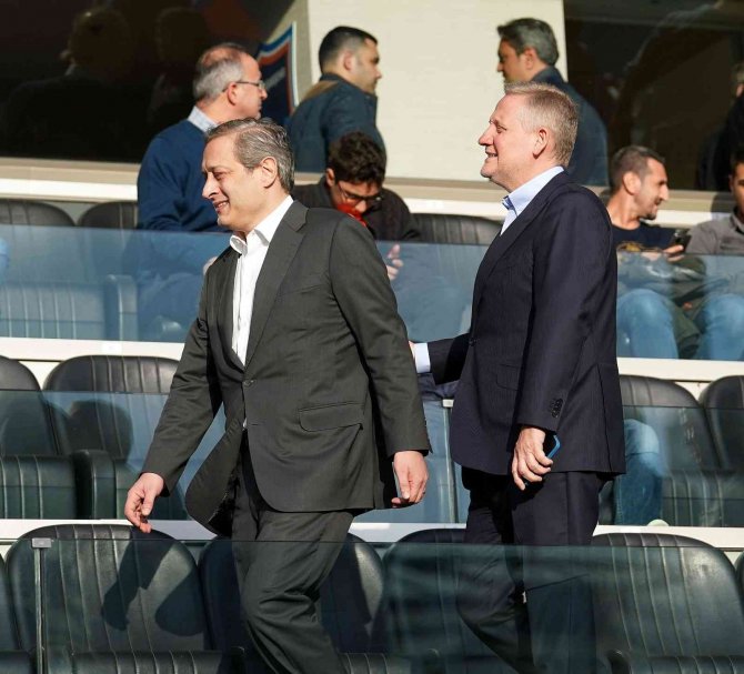 Spor Toto Süper Lig: Medipol Başakşehir: 0 - Galatasaray: 0 (Maç Devam Ediyor)