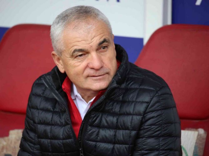 Spor Toto Süper Lig: Sivasspor: 0 - Kasımpaşa:0 (İ̇lk Yarı)
