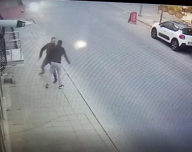 Tekirdağ’da Bıçaklı Saldırı Anı Kamerada