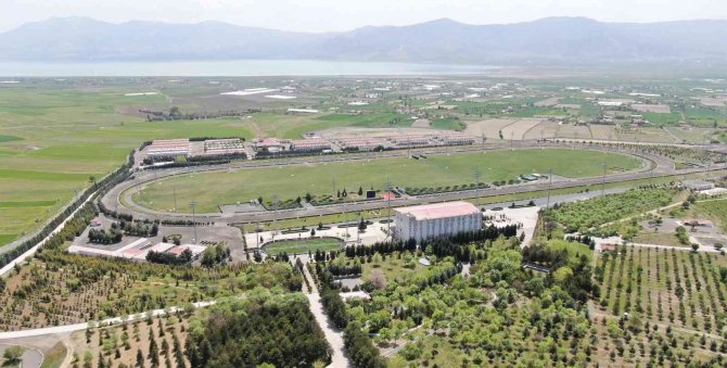 Türkiye Jokey Kulübü Elazığ Hipodromundan Sıfır Atık Projesine Destek