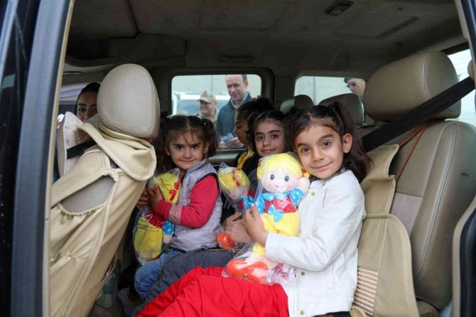 Başkale’de ’Yayalar İ̇çin 5 Adımda Güvenli Trafik’ Uygulaması