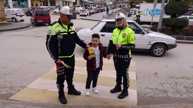 Yozgat’ta ‘Yayalar İçin 5 Adımda Güvenli Trafik’ Projesi Tanıtıldı