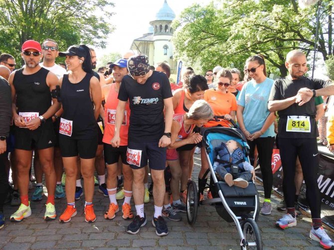 7. Uluslararası Edirne Maratonu, Tarihi Dokuların Gölgesinde Gerçekleştirildi