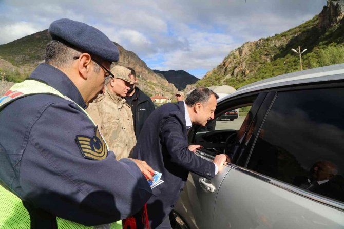 Vali Taşbilek, Trafik Denetimine Katıldı