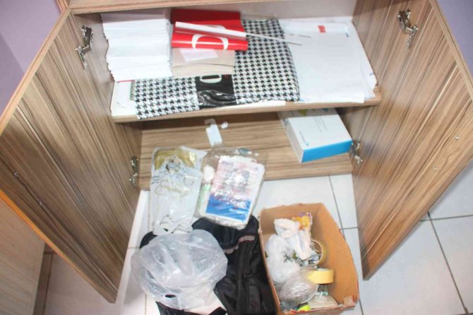 Hırsızlar Bayram Tatilinde Kanser Derneğine Dadandı