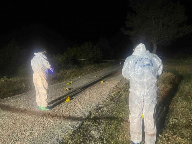 İ̇zmir’de 3 Arkadaşını Tabancayla Vurdu: 2 Ölü, 1 Yaralı