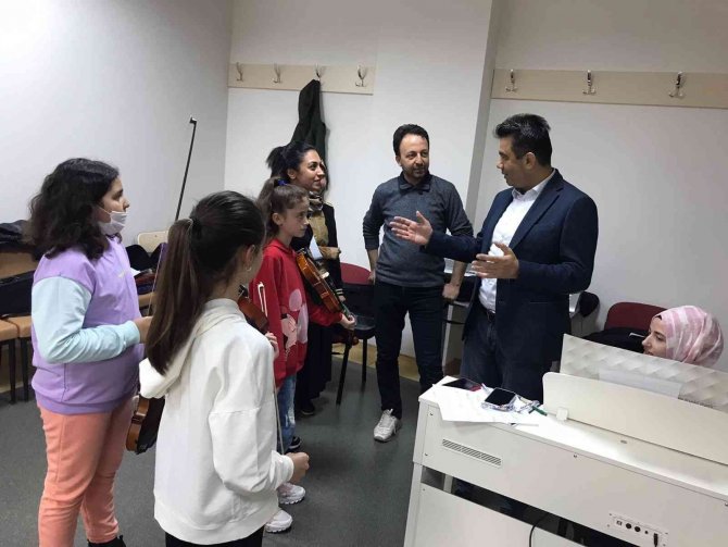 Safranbolu’da Halk Eğitim Kurslarına Yoğu İlgi