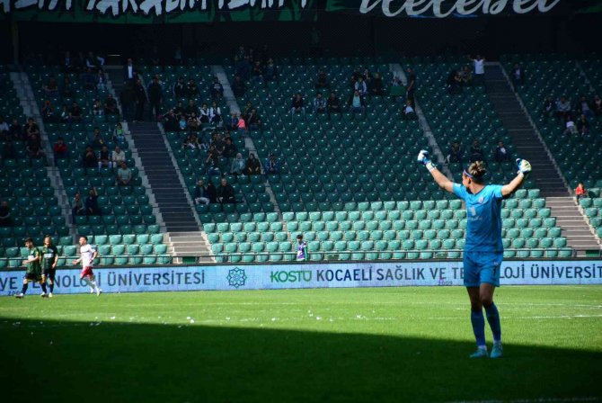 Spor Toto 1. Lig: Kocaelispor: 2 - Altınordu: 2