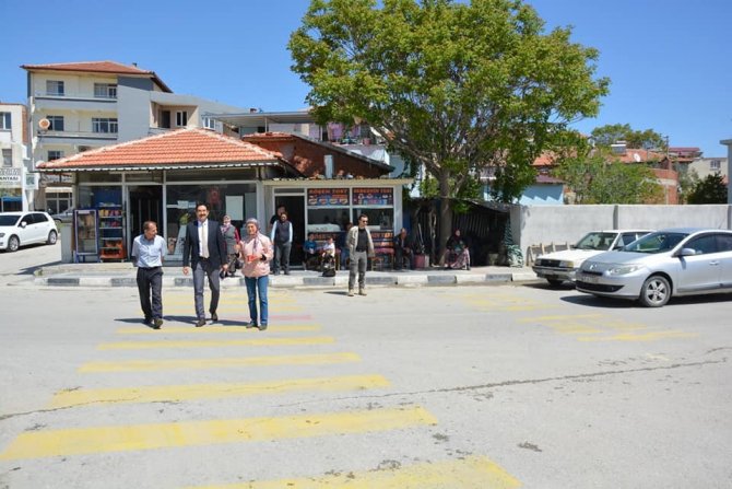 Selendi’de Sürücülere Yaya Geçişleri Hakkında Bilgi Verildi